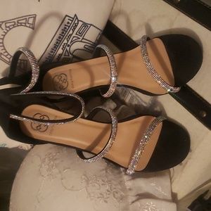 Daisy Fuentes Evening wear shoes